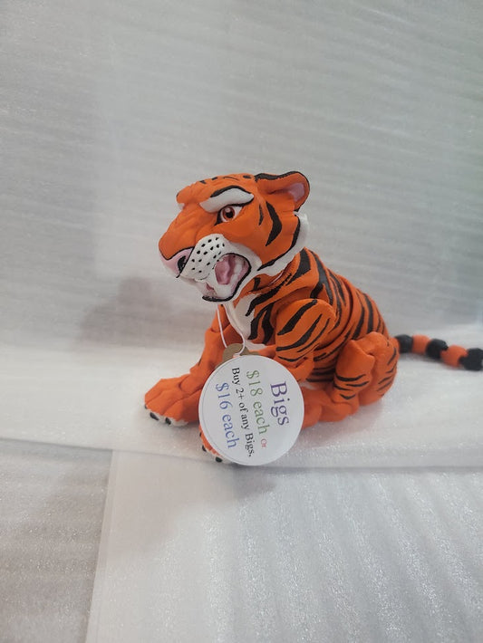 Roaring Tiger (Bigs)